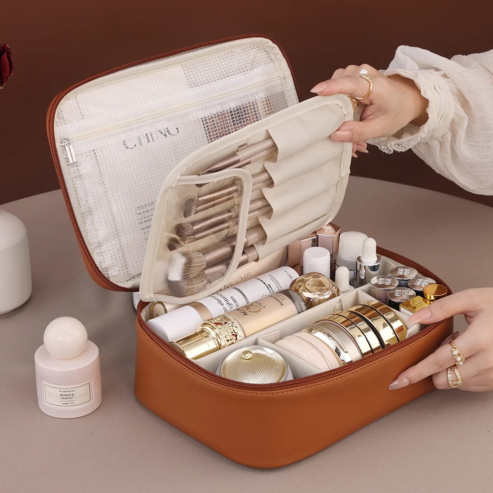 Luxury Skincare Essential - Large Capaci Women's Travel Essentials PU